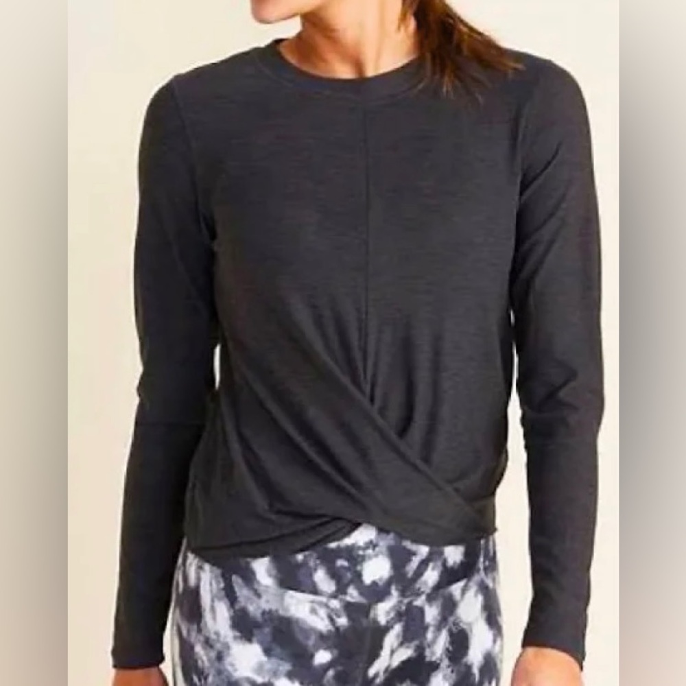 NEW Old Navy Breathe On Twist-Hem Crop Top